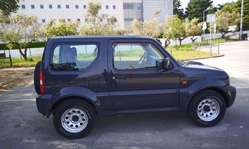 Suzuki jimny 2010