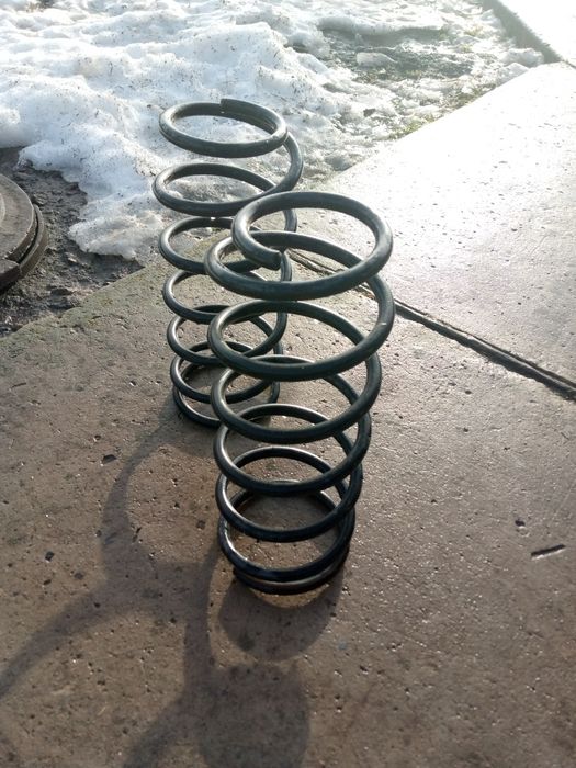 Пружини передні   KYВ