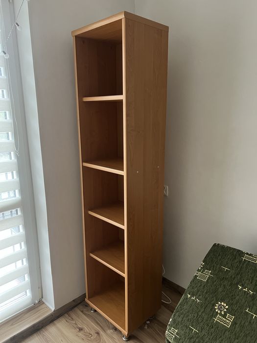 Regał na książki