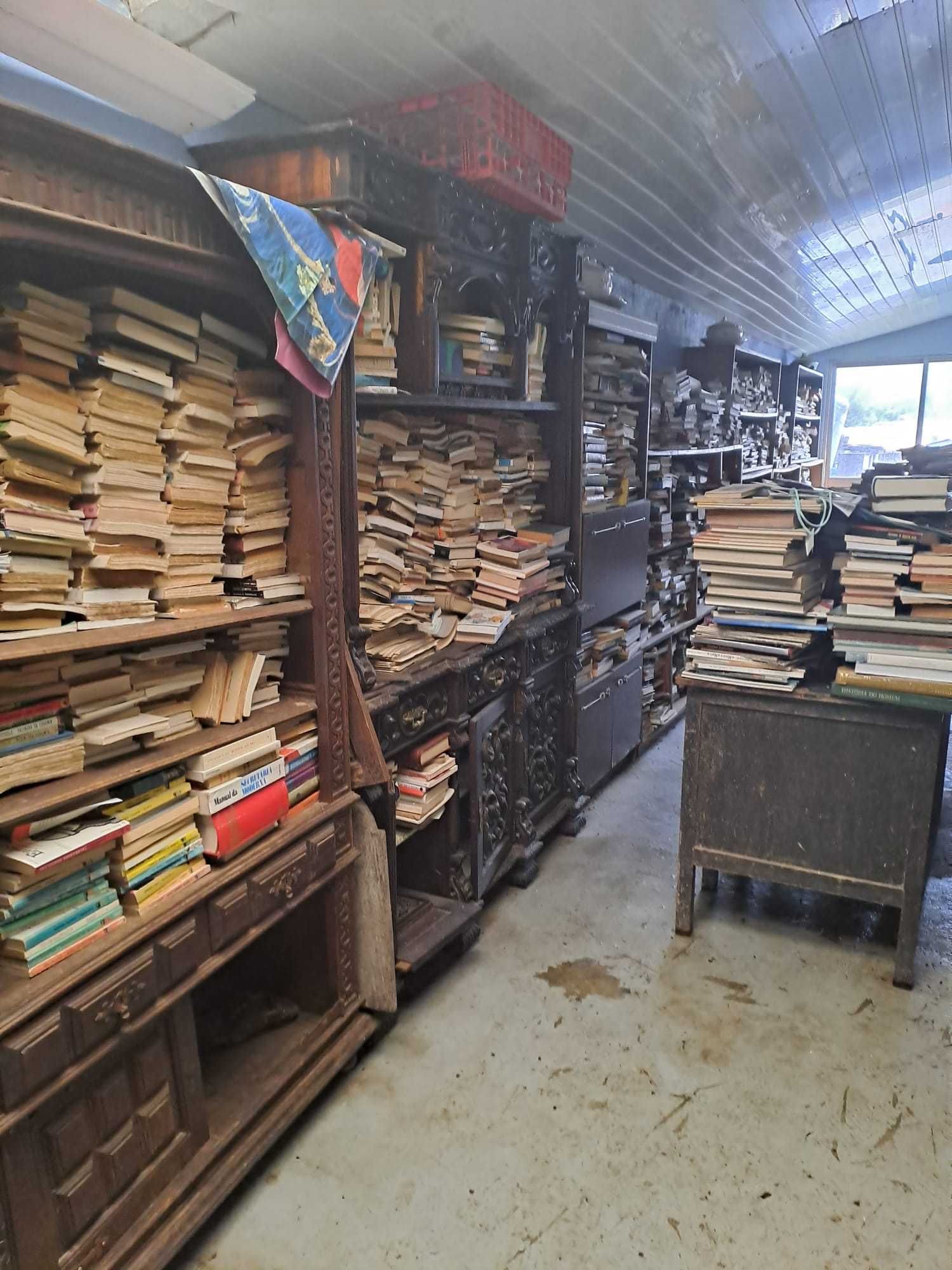 Vendo Livros Usados