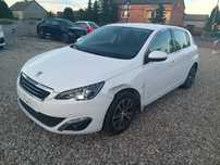 Peugeot 308 130km full led lekko uszkodzony