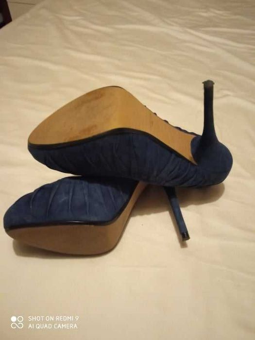 Sapatos Zara novos