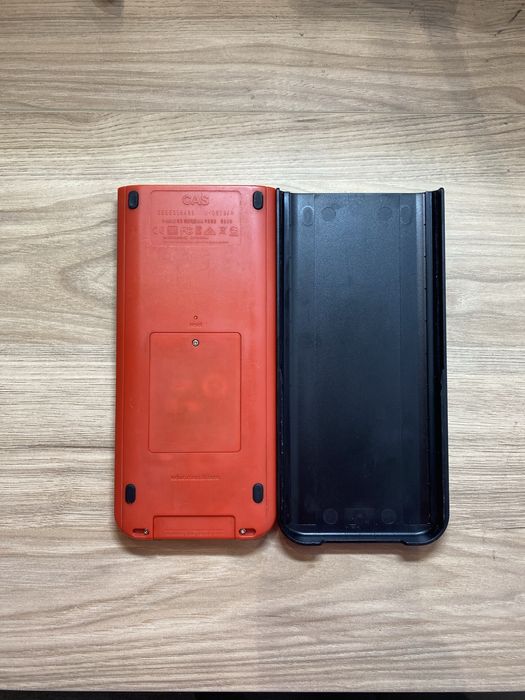 Calculadora TI NSpire CX II-T Cas vermelha
