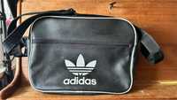 Torba adidas oryginals classic na ramie na laptopa a4