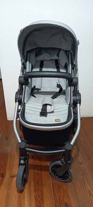 Vendo Carrinho de Bebe Chicco Fechamento envelope + ovo + base  do ovo