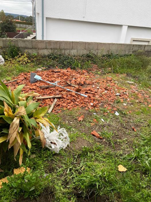 Demolição e retirada de entulhos