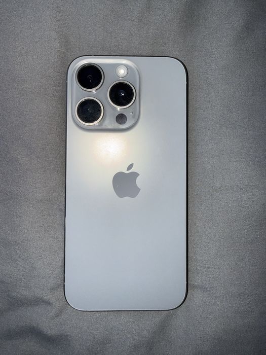 IPhone 15 pro 128gb