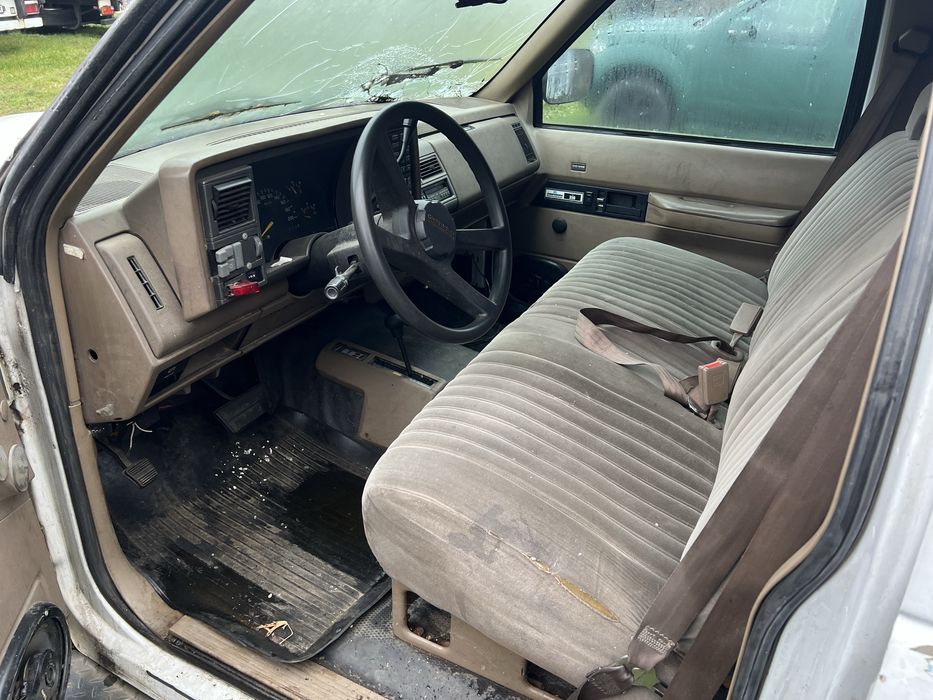 Chevrolet Suburban 1992 рік