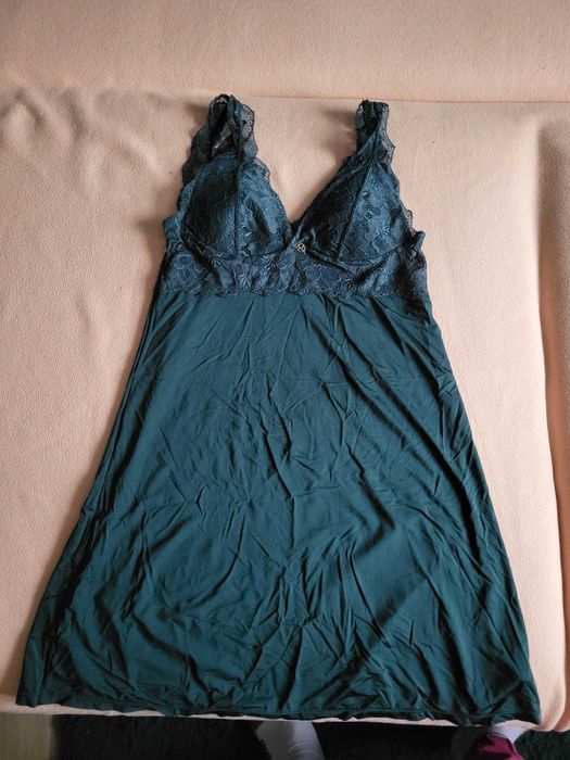 Koszulka nocna na ramiączkach