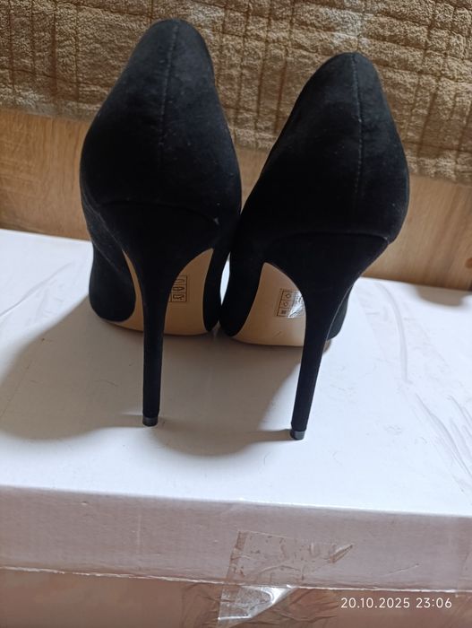 Туфли,  лодочки.