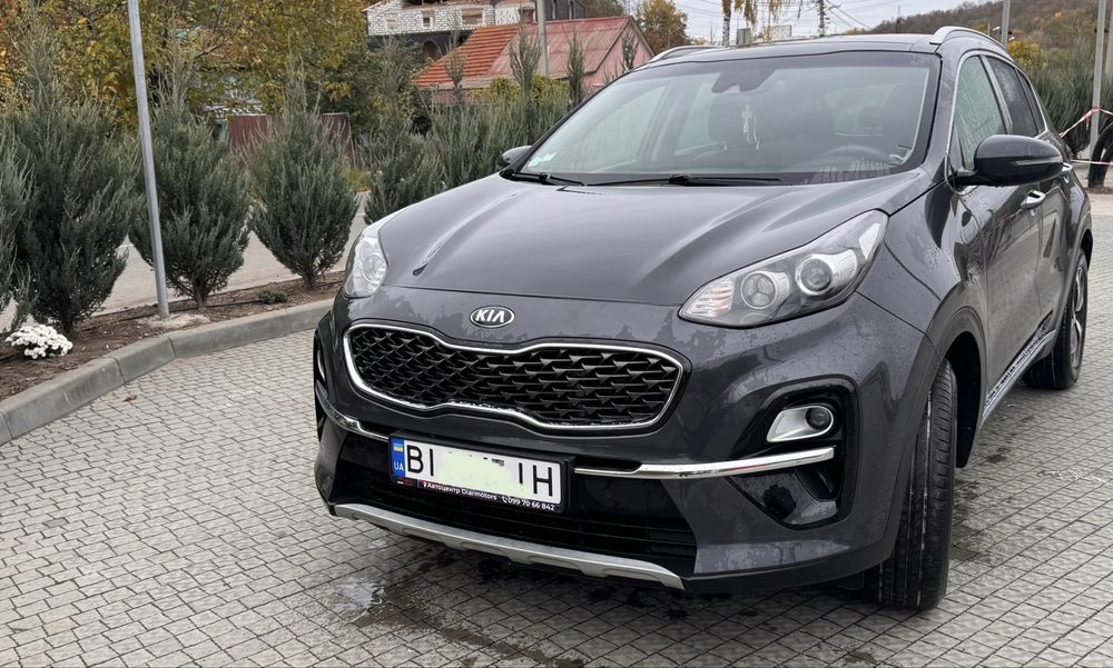Продам kia sportage 2018 рік дизель 1.6 обєм двигуна