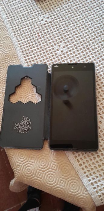 Telemóvel Wiko Robby