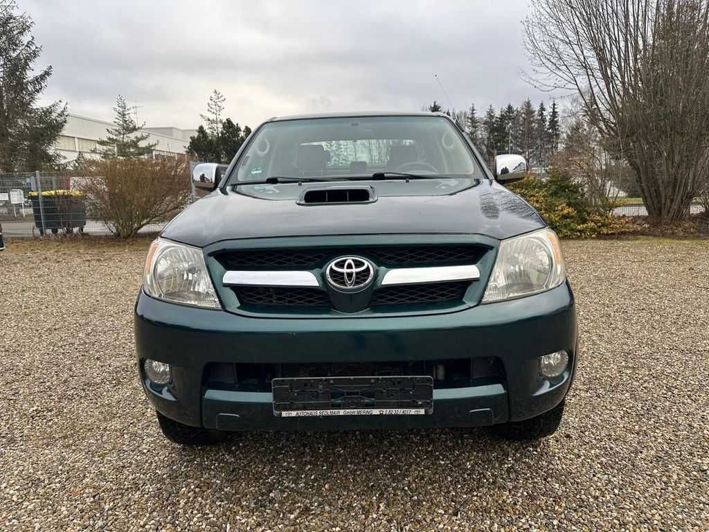 Бампер TOYOTA Hilux N10 розборка запчастини шрот Тойота хайлюкс н10