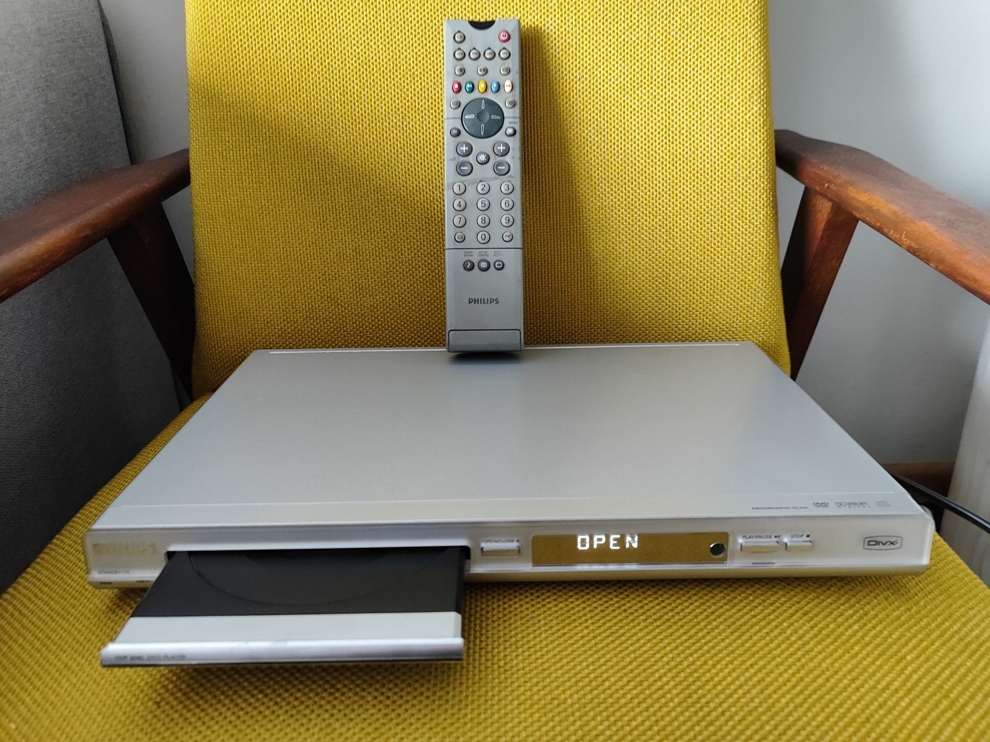 Zestaw 3 DVD Philips, Panasonic, Grundig.