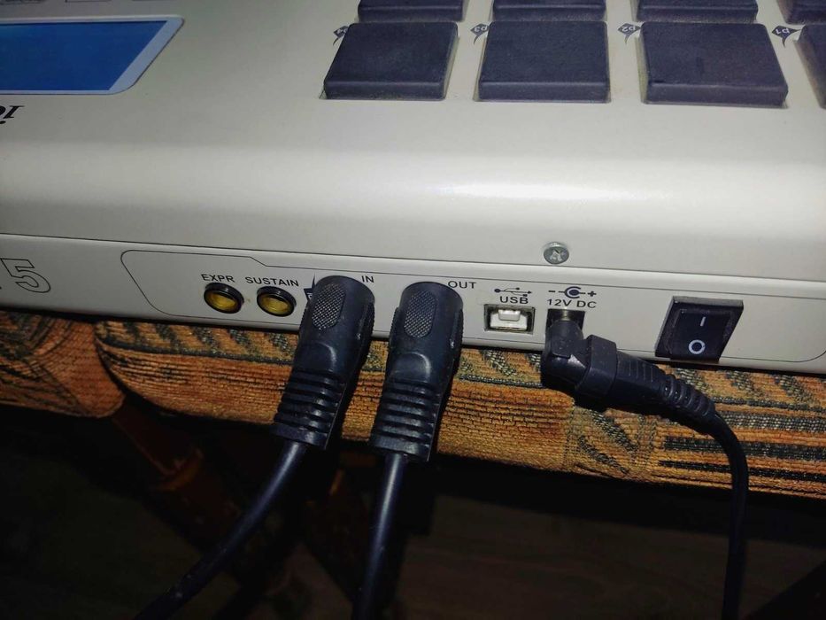 MIDI (міді) клавіатура ICON Logicon-5 (49 клавіш)
