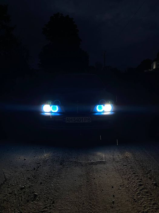 Продам бмв 5 е39 возможен обмен на  дизеля  вашы предложения в личку