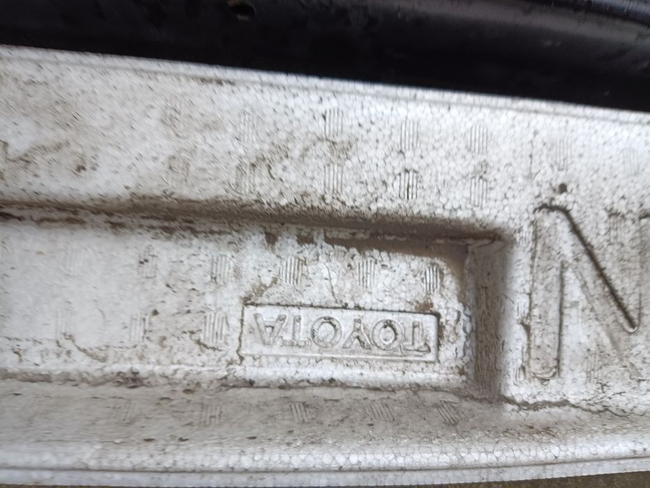 Toyota camry VIII belka absorber odbój zderzaka tylnego tył orginał wy