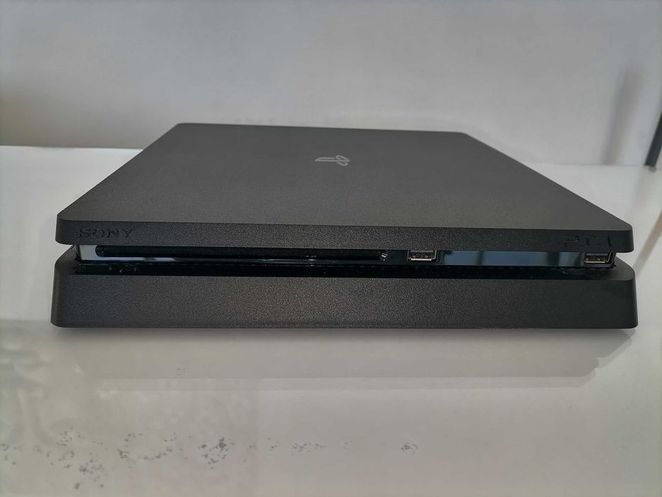 Consola ORIGINAL, PlayStation 4 como nova