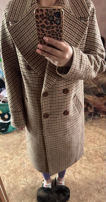 Продам пальто б/у у відмінному стані