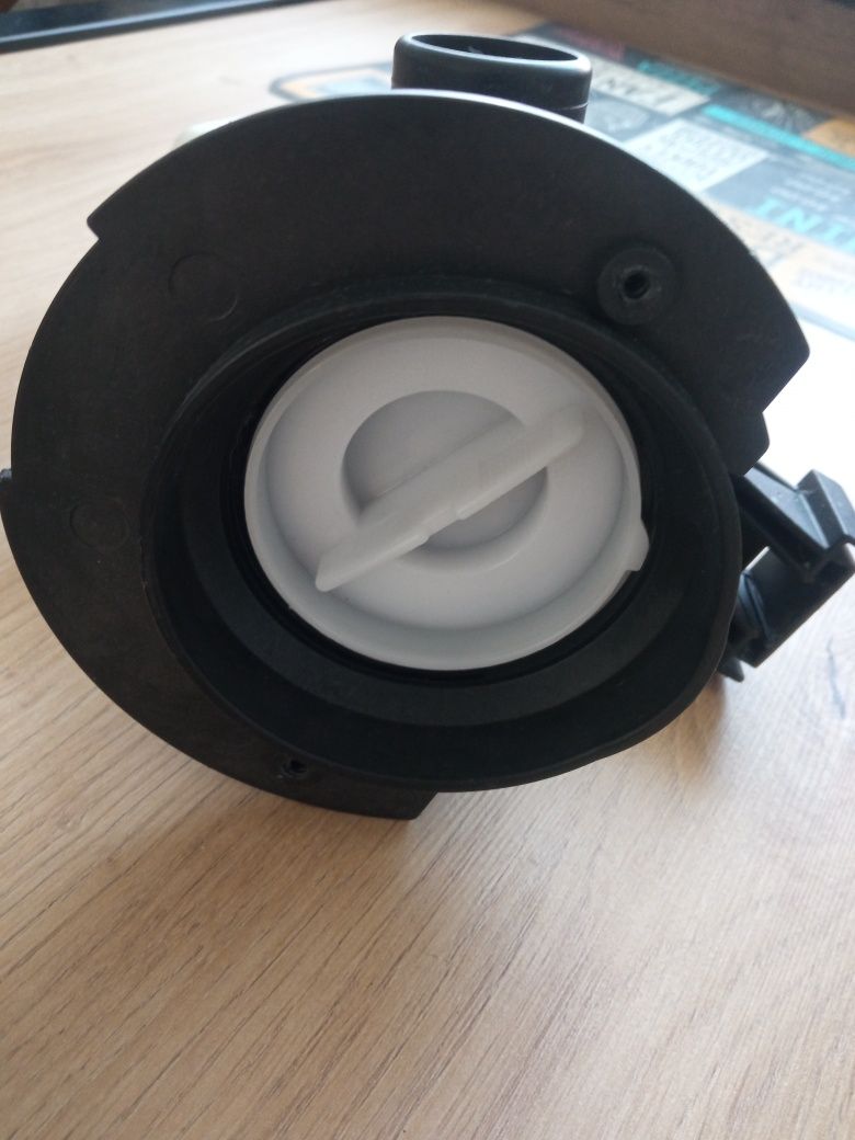 Pompa odpływowa kompletna do pralki
AWE 90360P (Whirlpool) nowa