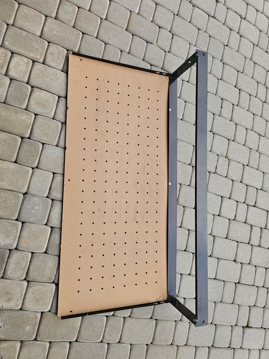 Góra stołu broboczego