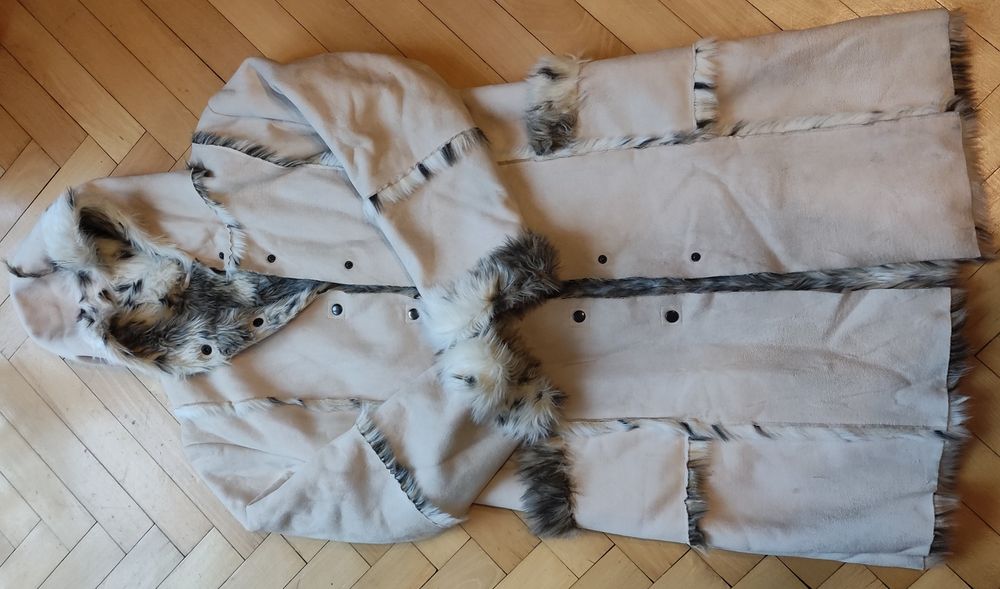 Śliczne futerko M - kożuch