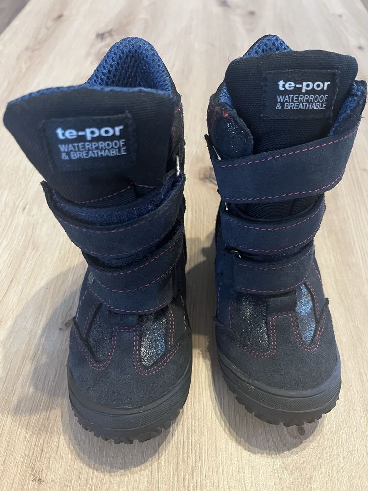 Buty zimowe wysokie zapinane na rzepy