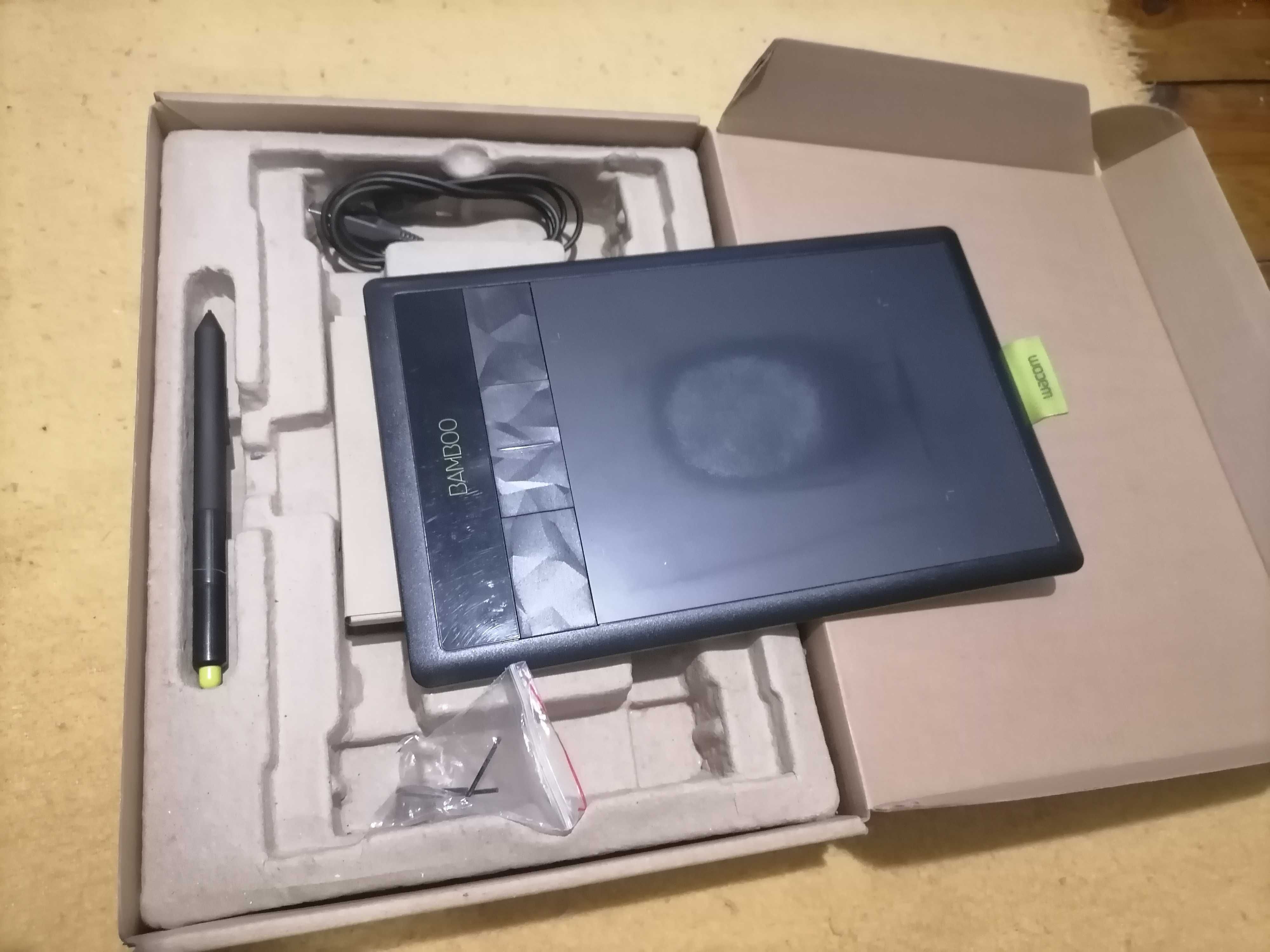 Графічний планшет Wacom Bamboo