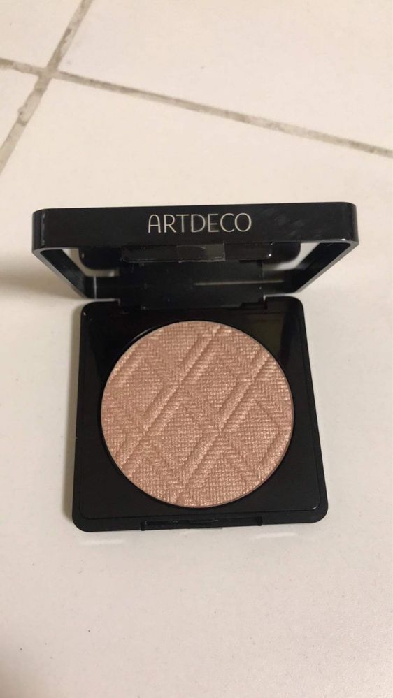 Artdeco Glow Bronzer пудра бронзер