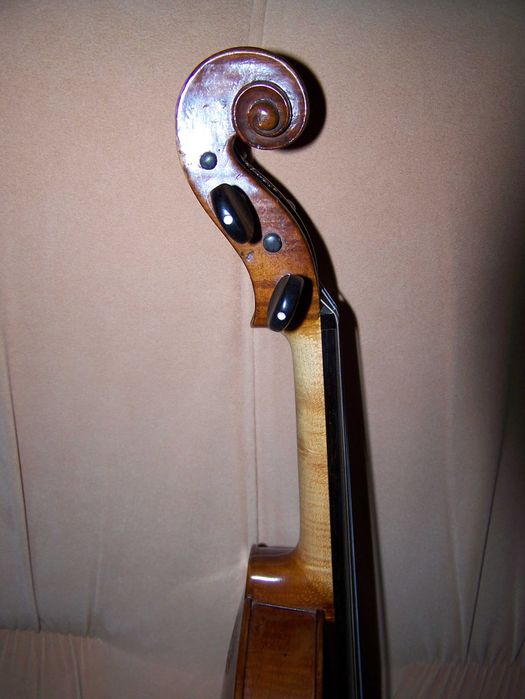 Violino 4/4 mais de 250 anos