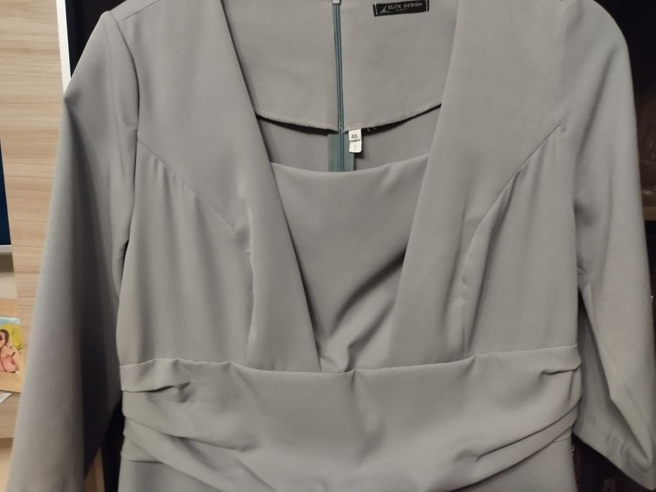 Elegancka sukienka w kolorze szarym roz. 46