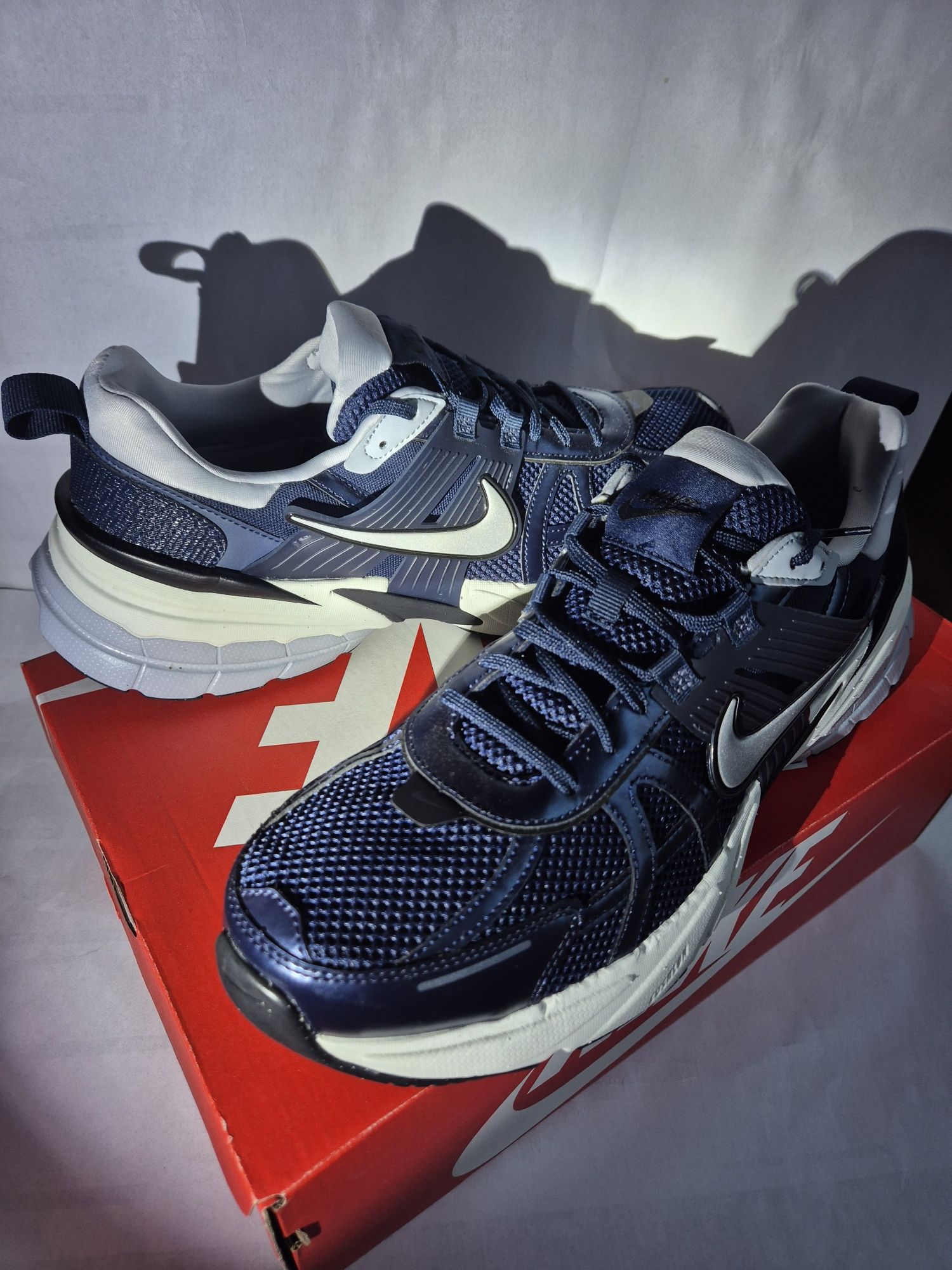 Nowe buty Nike V2K RUN