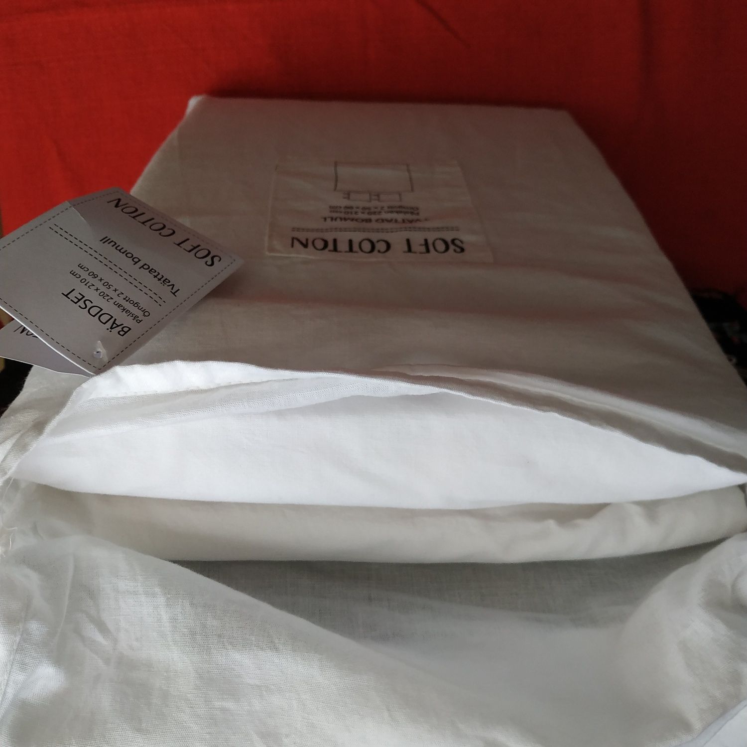 Pościel z miękkiej bawełny 220x210 elegancka Biała prezent w poszewce