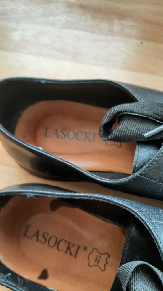 Buty używane lasocki