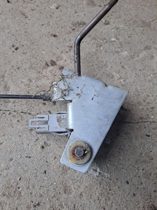 Dzwignia załączania noża Husqvarna Partner Mcculloch