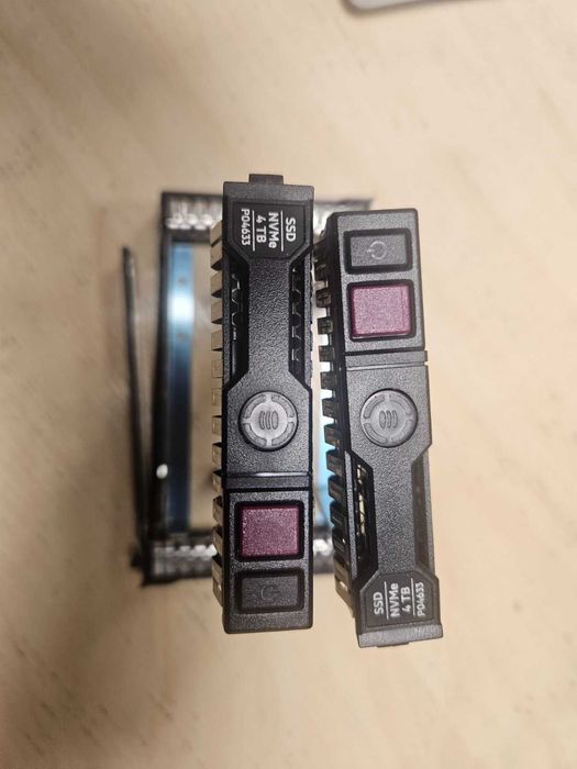 hp dl380 dl360 g10 NVME 2.5" кишені PN 651699-00З 727695-001