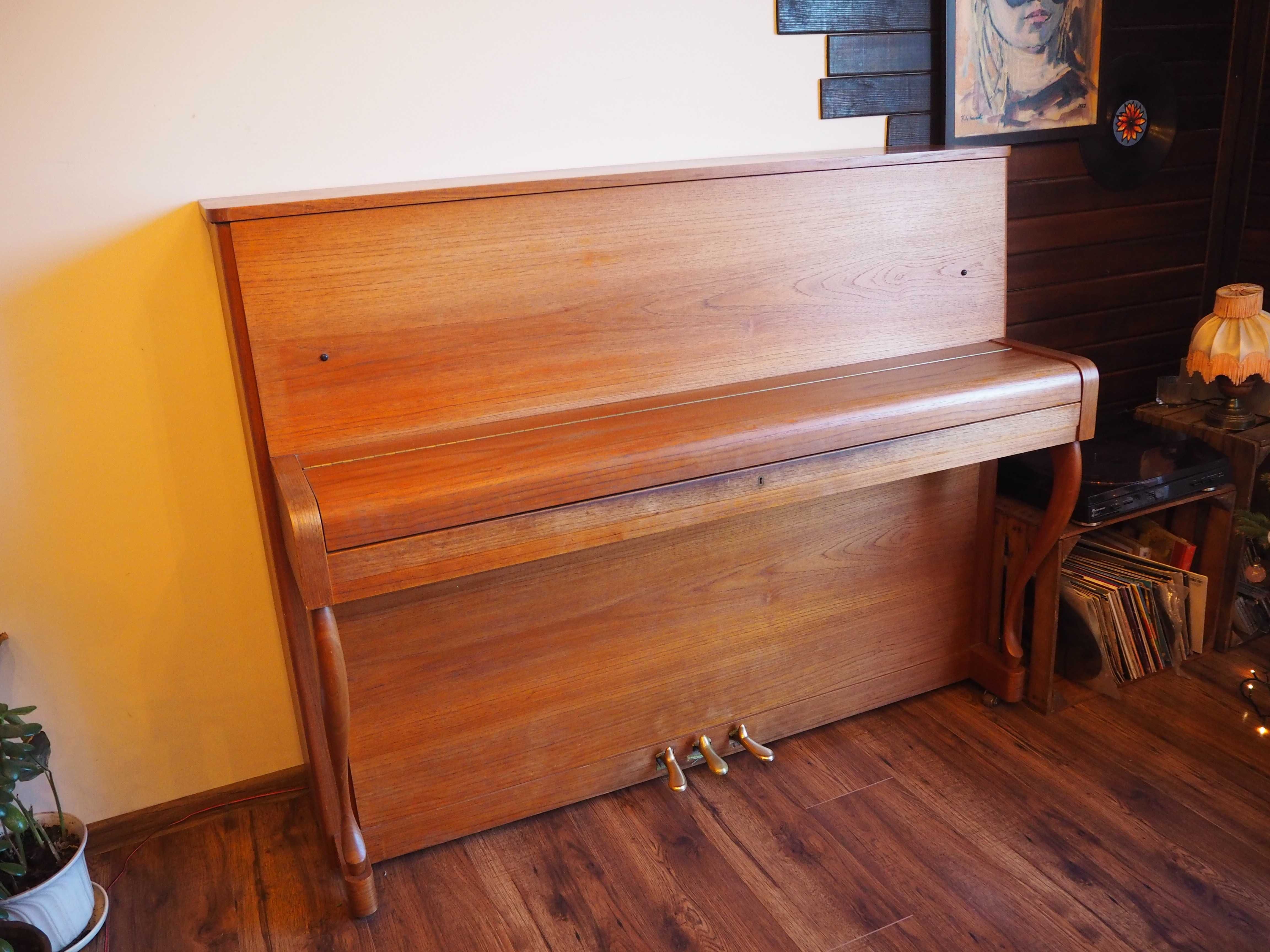 Pianino drewniane Nylund & son uppsala