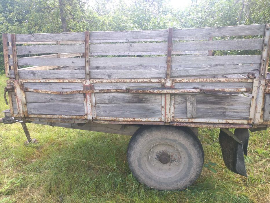 Напівпричіп тракторний 1ПТС-2