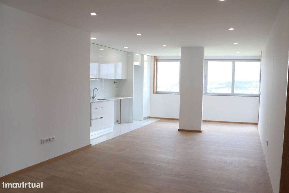 T2 COMO NOVO - Entrada Imediata