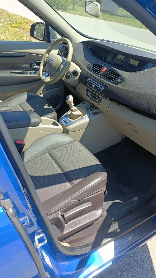 Grand Scenic III 2011R 1.9 DCi 130 KM 7 osób