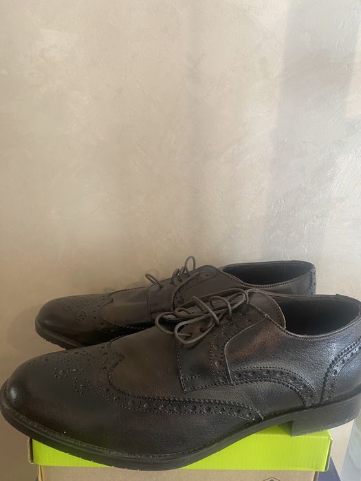 Шкіряні чоловічі туфлі