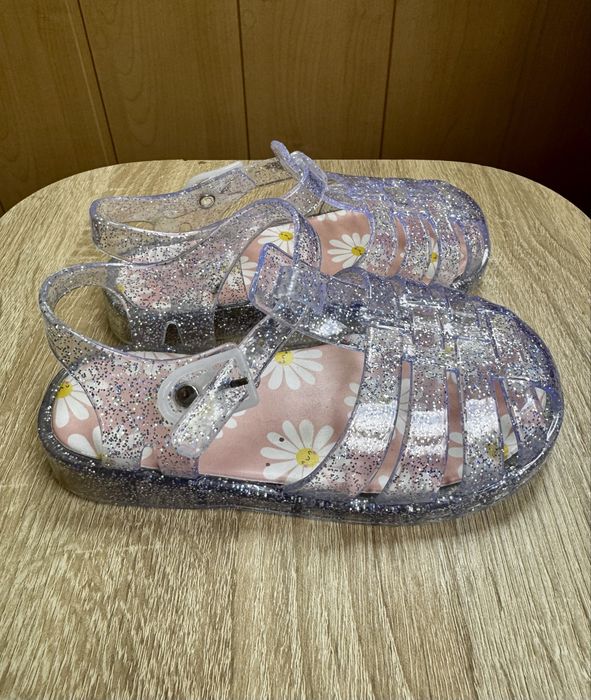 Дитячі сандалі на літо на дівчинку