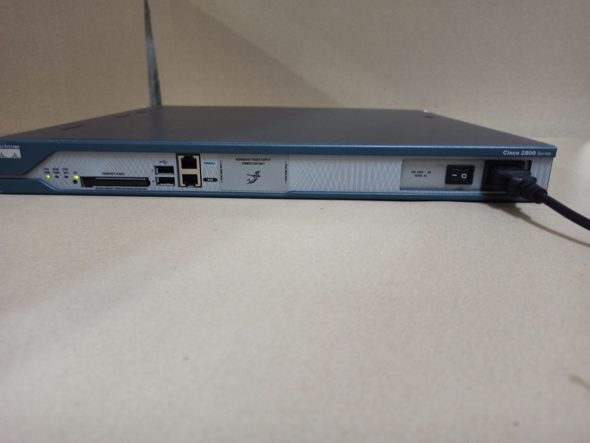 Маршрутизатор Cisco 2811