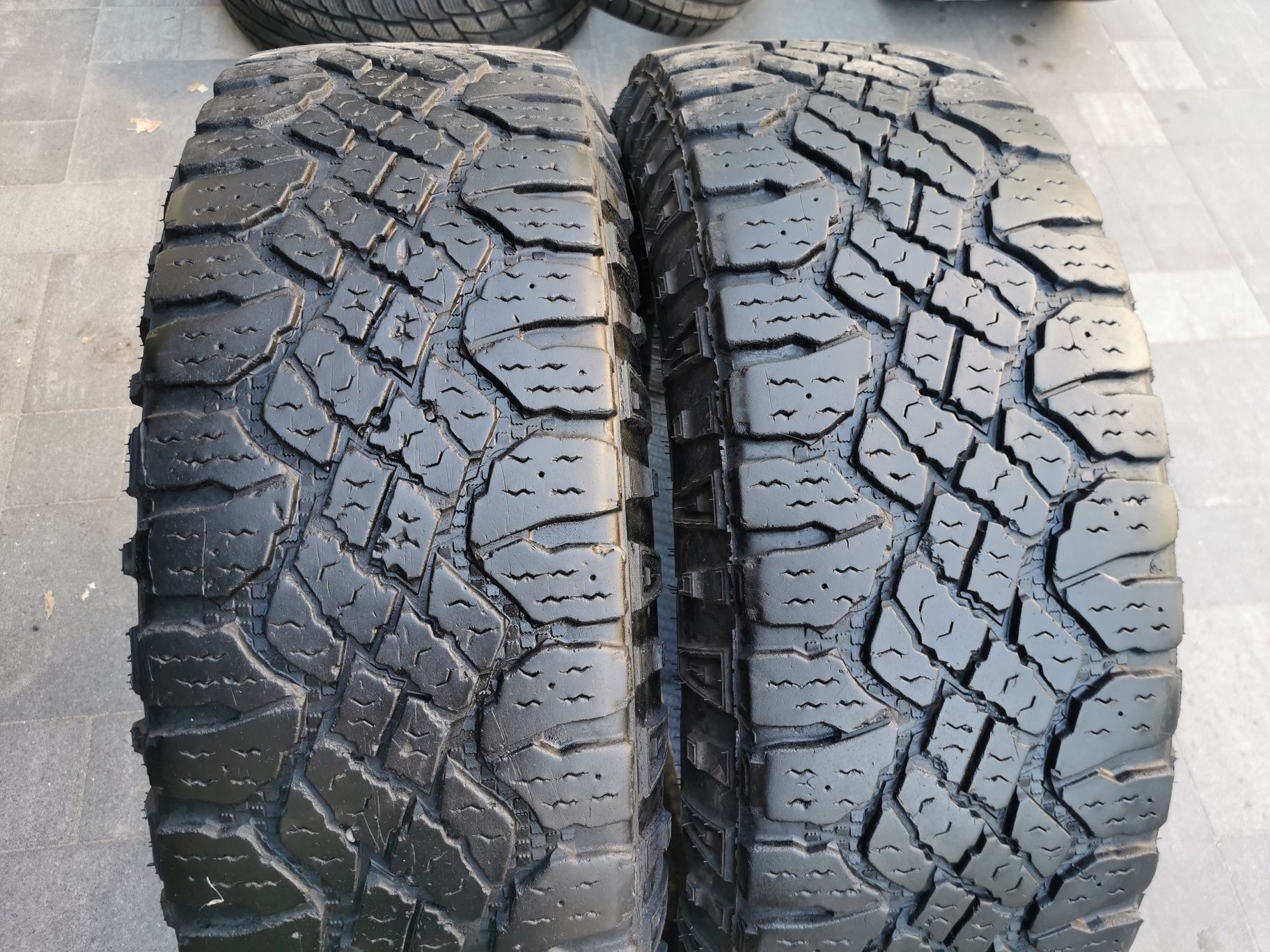 Пара шин 275/65 R20 Goodyear Duratrack
