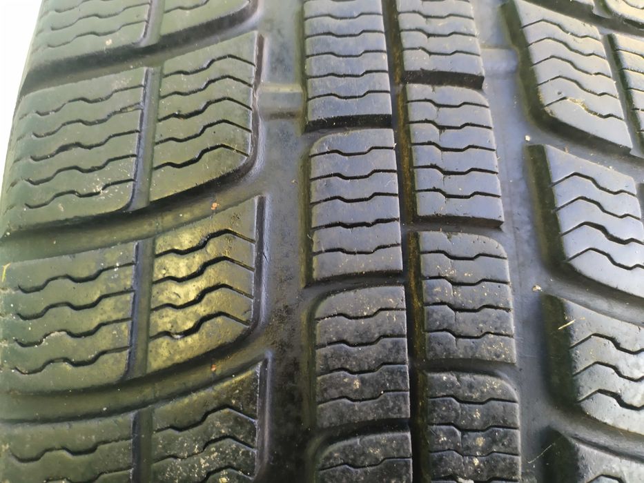 Opony zimowe Profil 205\55\16-dobry stan