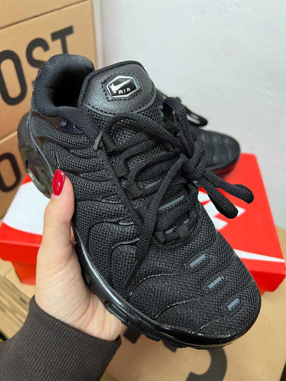 Осенние Кроссовки Nike TN Plus Black / Найк ТН черные  38 39 40 41 42