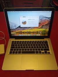 Portátil MacBook Pro i5 e carregador