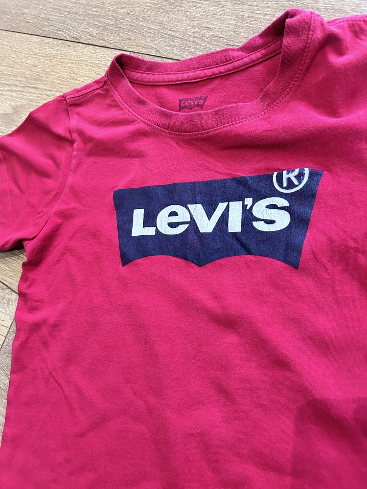 Футболка Levis