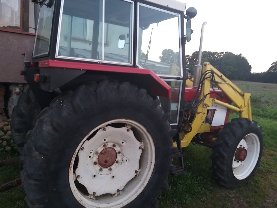 Ciągnik International 844