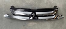 Решітка MITSUBISHI OUTLANDER SUV, 05.2015 - 18